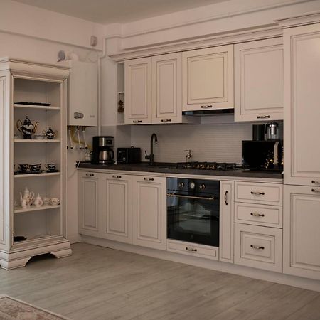 Apartmán Casuta Din Copou Iasi Exteriér fotografie