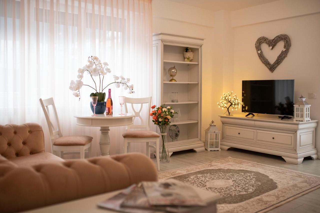 Apartmán Casuta Din Copou Iasi Exteriér fotografie